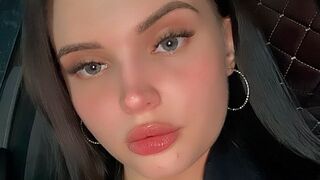 AngelaLily