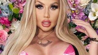 BlondeDollTia